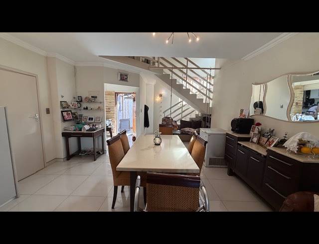 3 BEDROOM DUPLEX FOR SALE IN RESERVOIR HILLS
